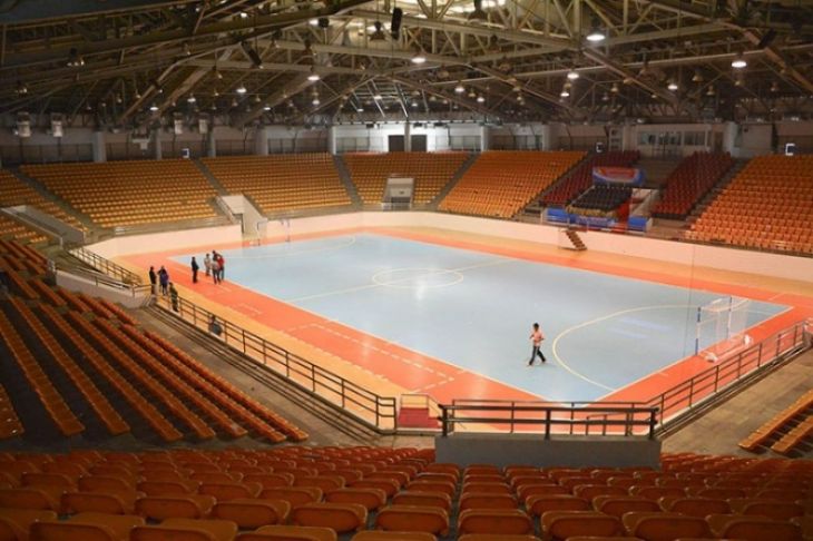 สนามกีฬาในร่มสะพานหิน จังหวัดภูเก็ต