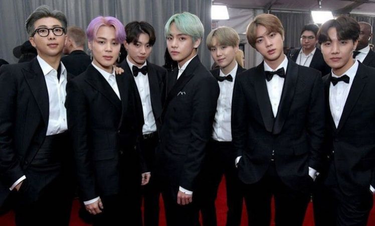 ชมคลิป BTS วงเค-ป๊อปวงแรกที่ได้เป็นผู้ประกาศชื่อผู้ชนะรางวัลแกรมมี่