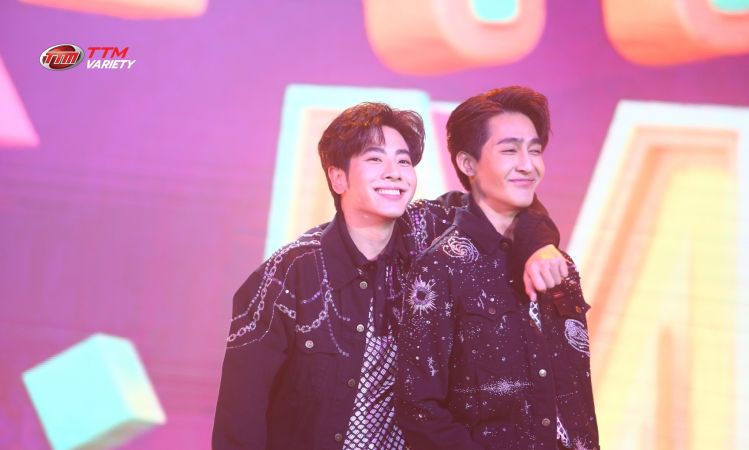 เก็บตกภาพจัดเต็ม! เอิร์ท-มิกซ์ กับมิตรภาพแสนน่ารัก ในงาน Earth-Mix Love at 1st Live Fan Meeting