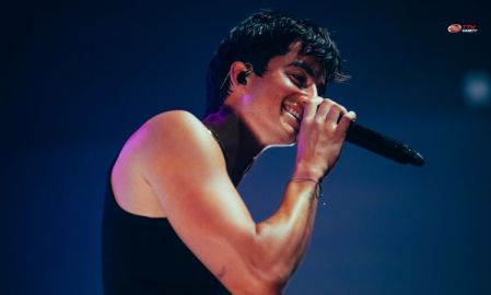 ยังคงฟินไม่หาย! elijah woods โชว์เสียงร้องอบอุ่น ฮีลใจ ในคอนเสิร์ต elijah woods: Give Me The Sunlight! Tour in Bangkok