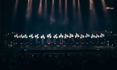 สนุกมาก! ประมวลภาพ Avantgardey โชว์จัดเต็ม เต้นสะบัดผมม้า กับคอนเสิร์ตแรกในไทย AVANTGARDEY 2026 LET’S GROOVE!! IN BANGKOK